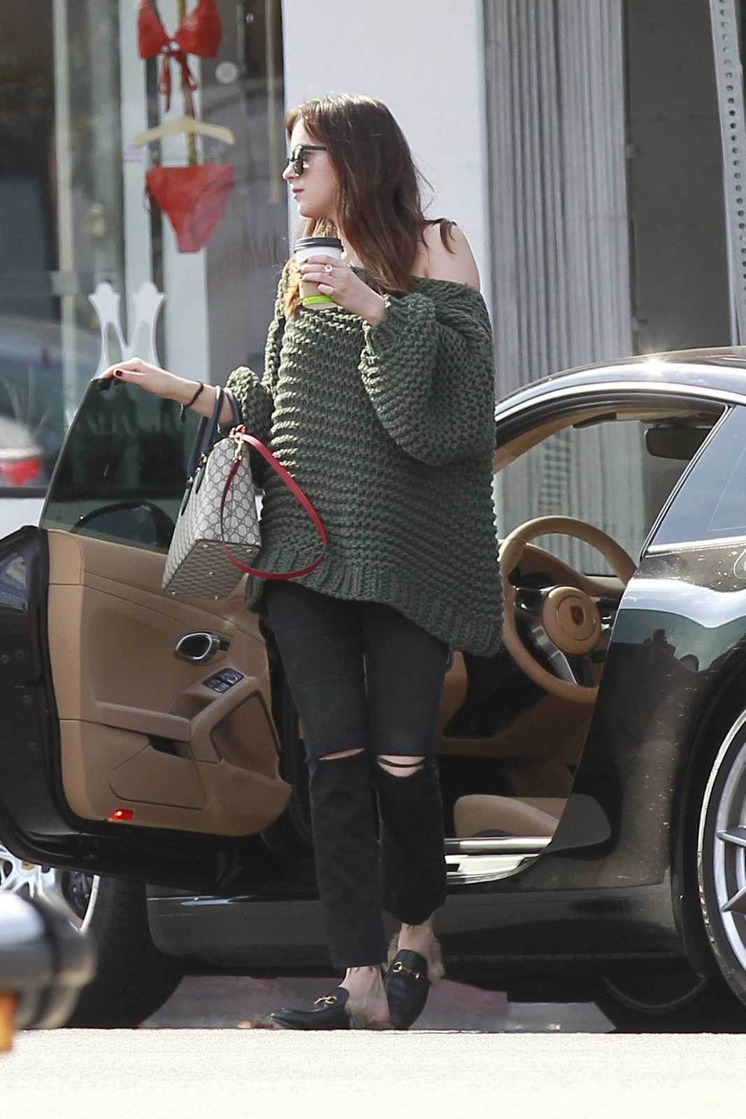 At_Carrera_Cafe_in_LA_-_May_25-08.jpg