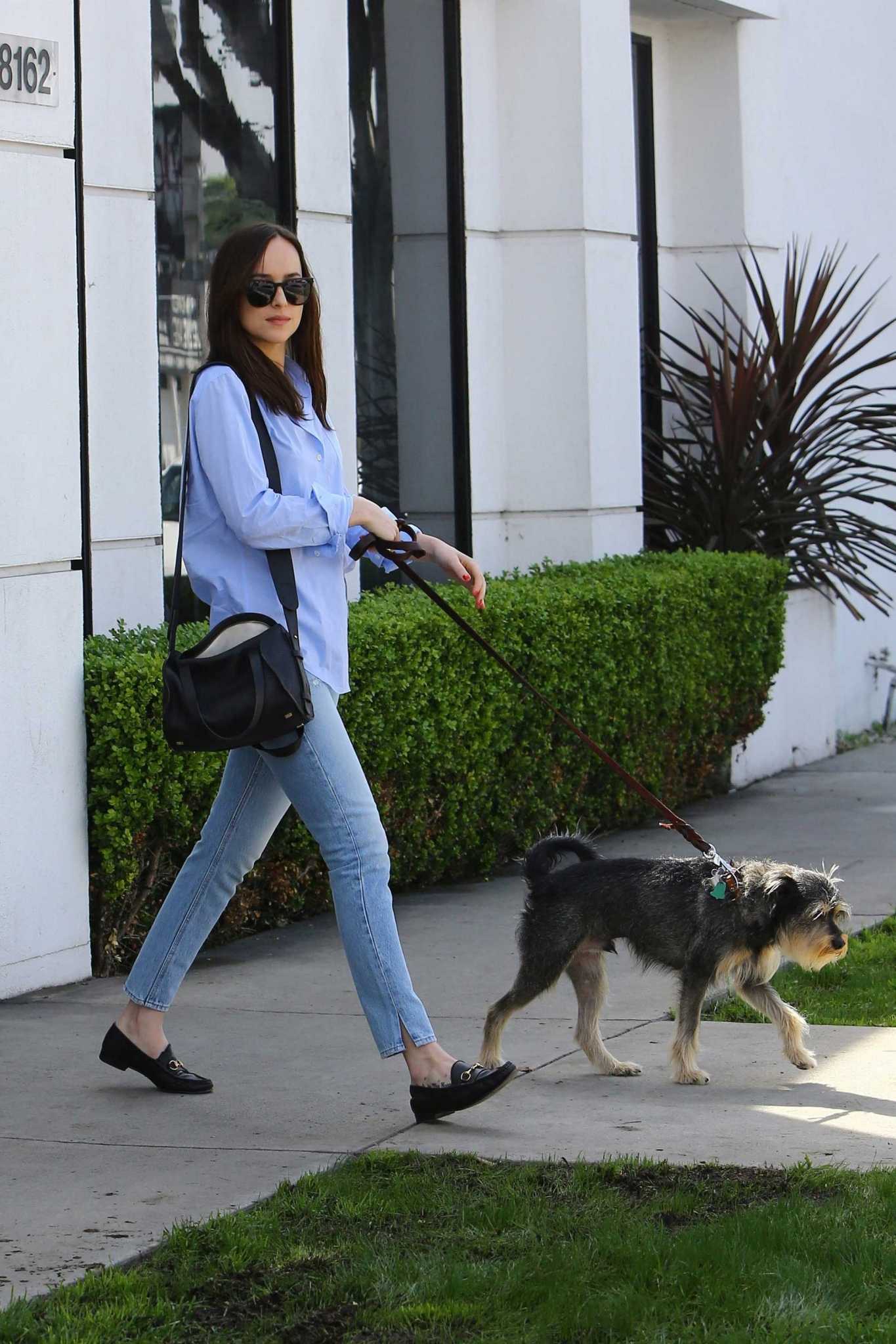 At_Chateau_Marmutt_in_West_Hollywood_-_March_17-02.jpg At_Chateau_Marmutt_in_West_Hollywood_-_March_17-02.jpg