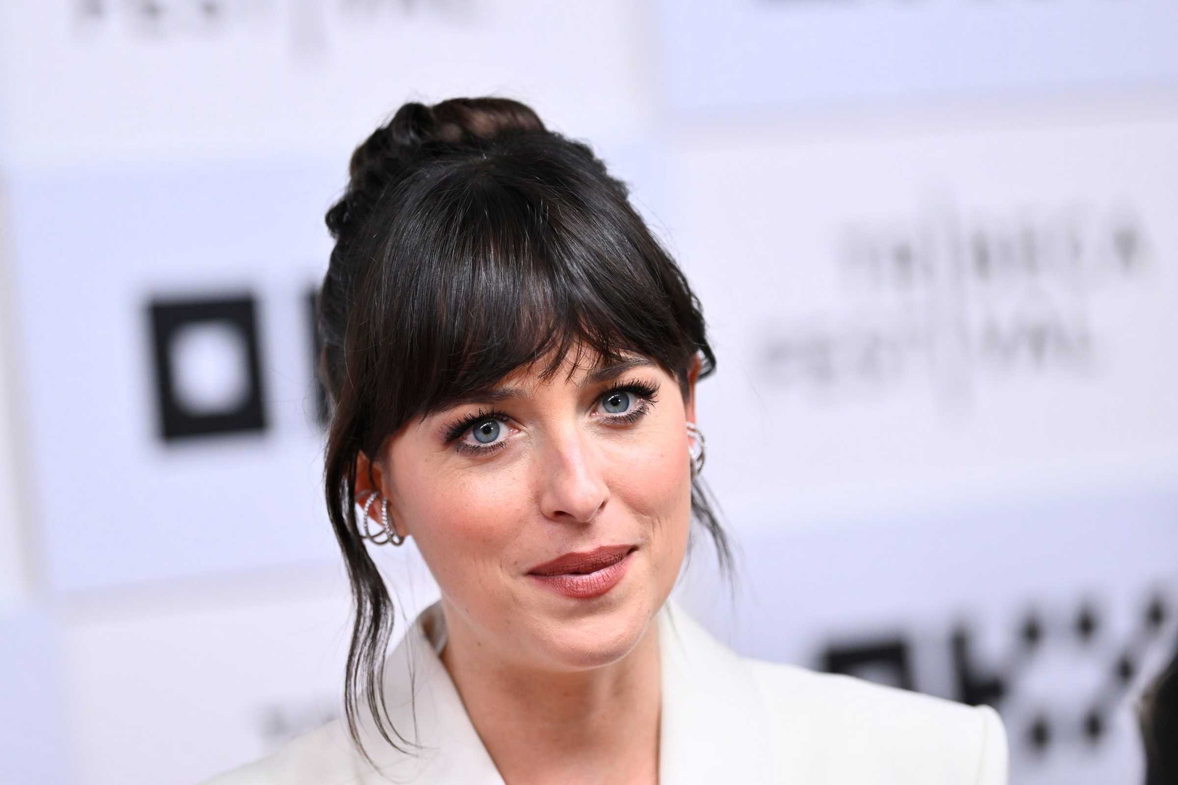 Cha_Cha_Real_Smooth_Premiere_-_2022_Tribeca_Festival02.jpg Cha_Cha_Real_Smooth_Premiere_-_2022_Tribeca_Festival02.jpg