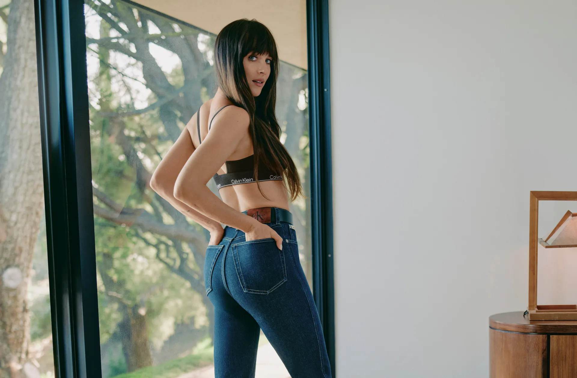 Dakota_Johnson_-_Calvin_Klein_28202629_13.jpg Dakota_Johnson_-_Calvin_Klein_28202629_13.jpg