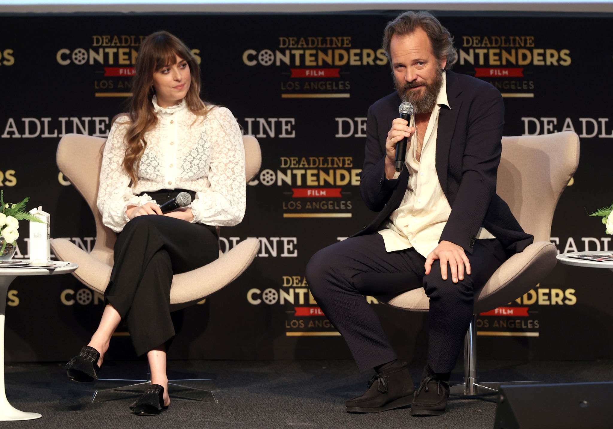 Dakota_Johnson_-_Deadline_Contenders_event_in_Los_Angeles_November_142C_202118.jpg Dakota_Johnson_-_Deadline_Contenders_event_in_Los_Angeles_November_142C_202118.jpg