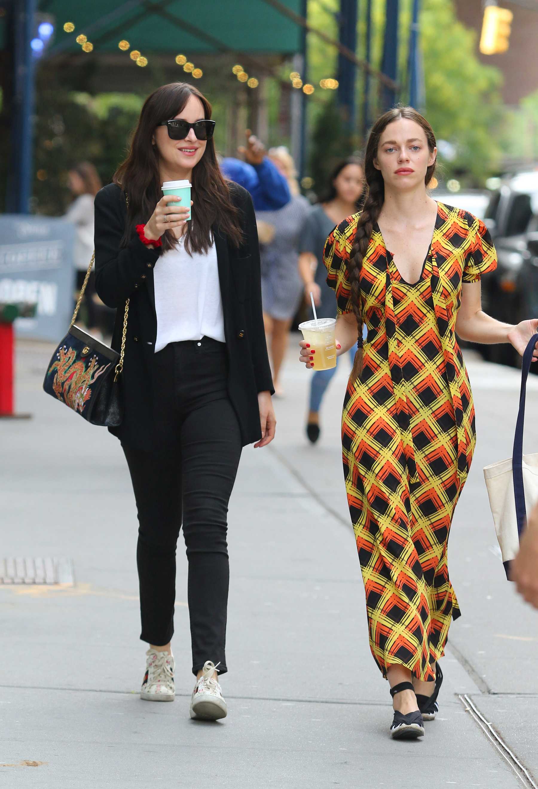 Dakota_Johnson_-_In_NYC_on_October_5-12.jpg