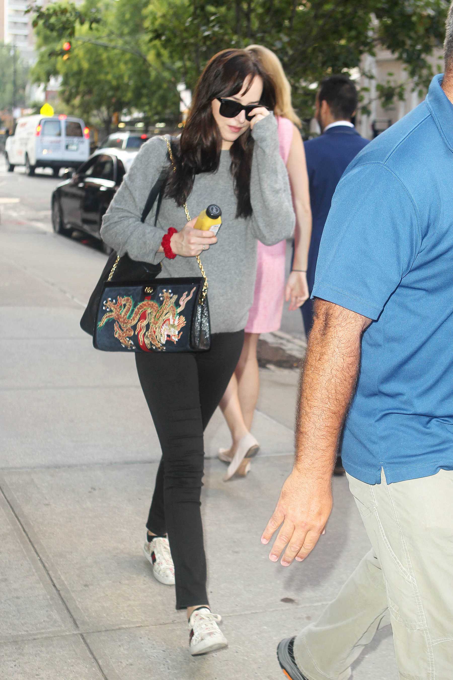 Dakota_Johnson_-_In_NYC_on_October_6-01.jpg