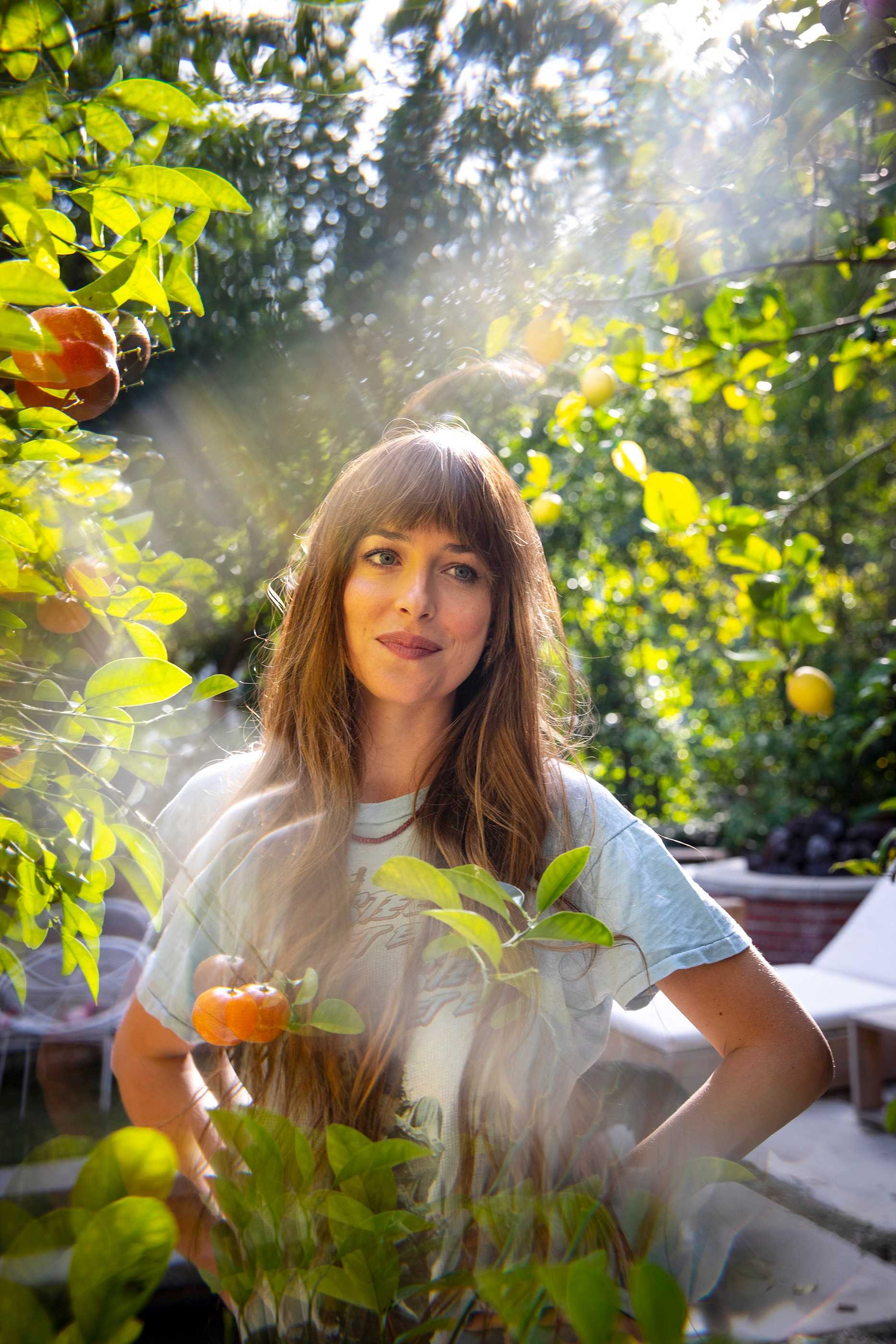 Dakota_Johnson_-_La_Times_January_20_2022_2.jpg