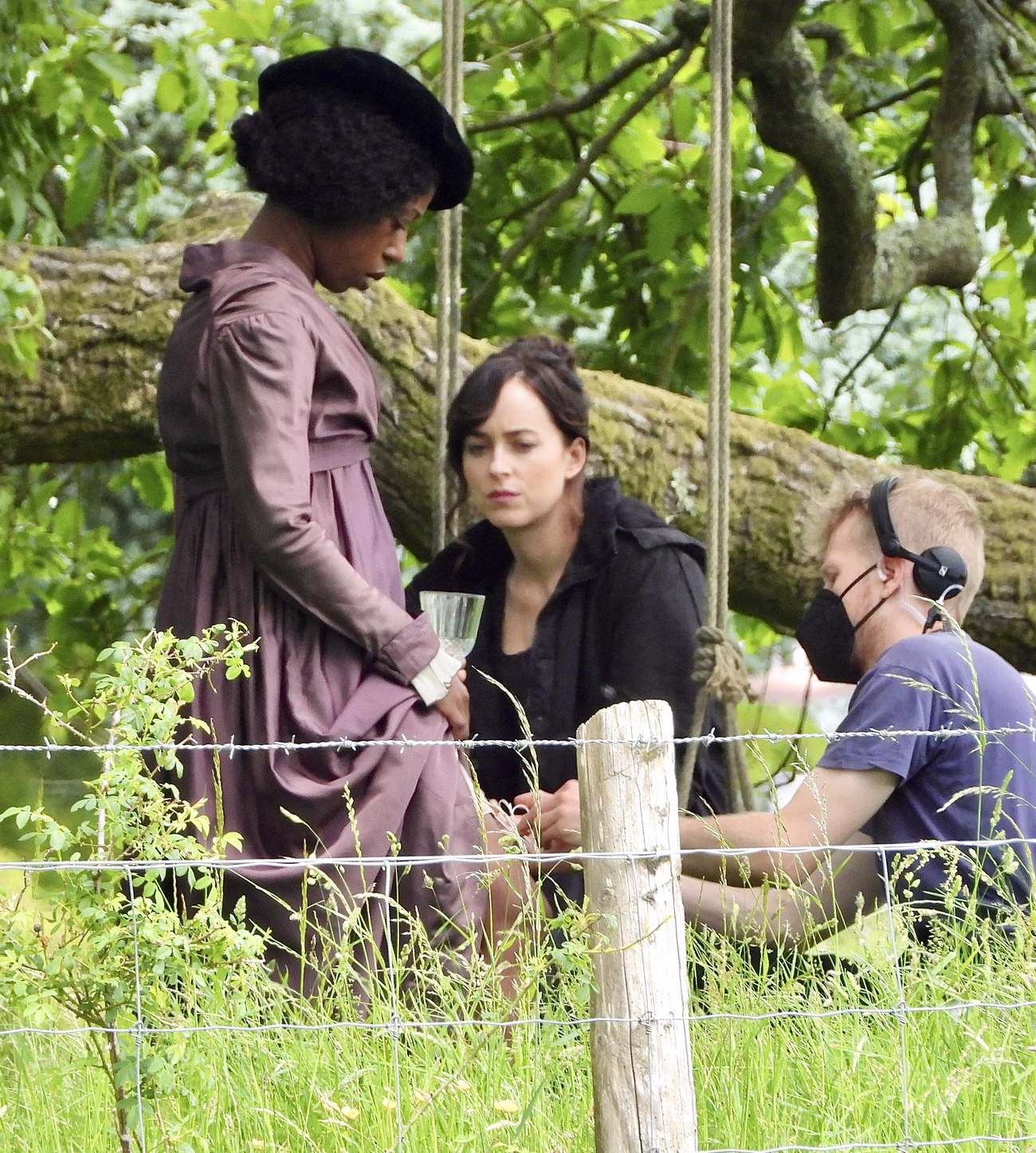 Dakota_Johnson_-_On_the_set_of__Persuasion__in_Salisbury2C_UK_06122021_10.jpg