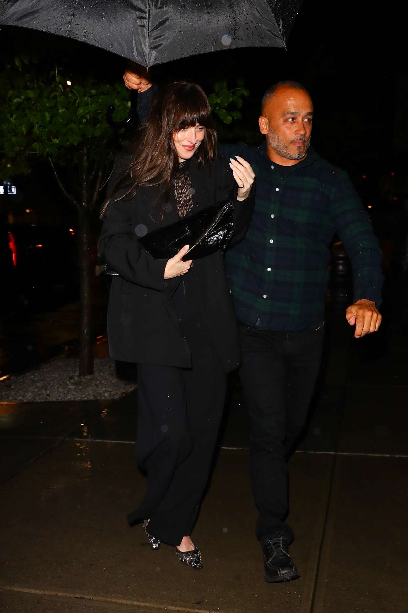 Dakota_Johnson_-_Out_in_New_York_0428202301.jpg Dakota_Johnson_-_Out_in_New_York_0428202301.jpg