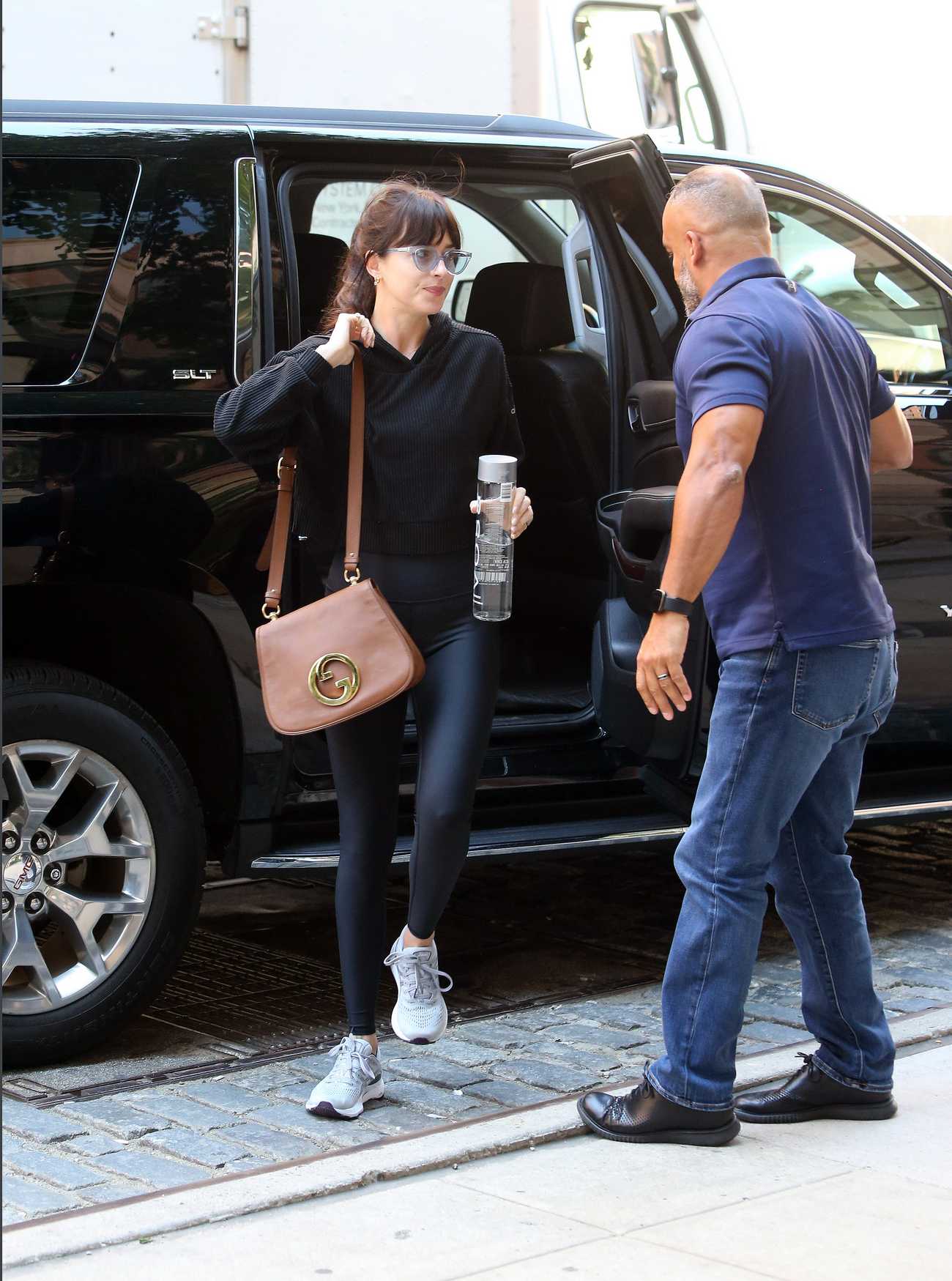 Dakota_Johnson_-_Out_in_New_York_0606202205.jpg