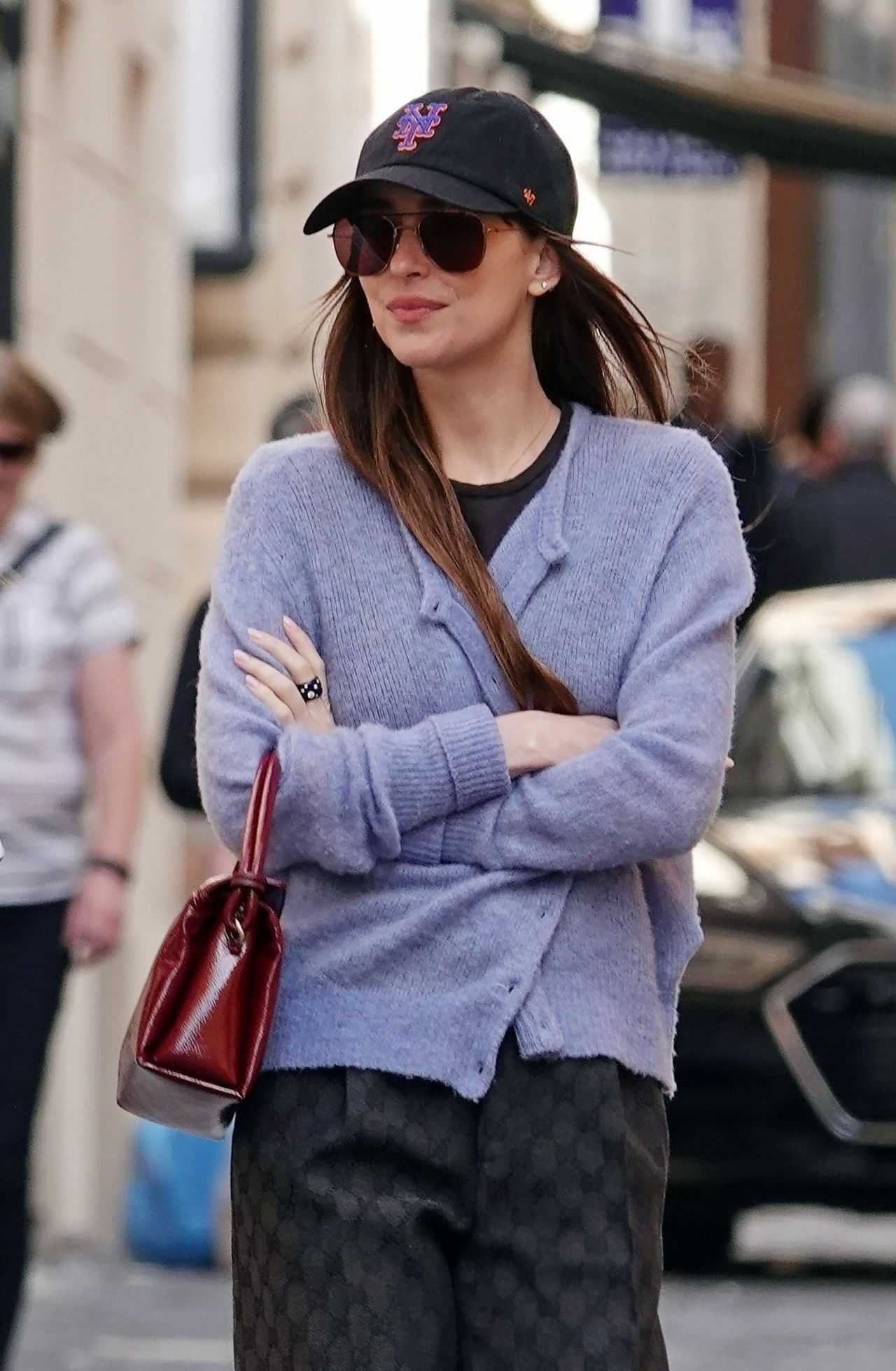 Dakota_Johnson_-_Out_in_Rome_03212024_04.jpg Dakota_Johnson_-_Out_in_Rome_03212024_04.jpg