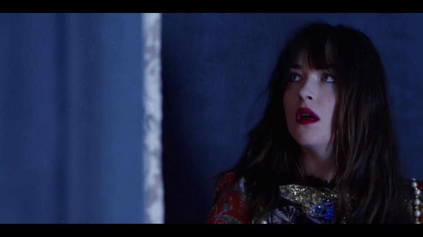 Dakota_Johnson_-_Screen_Captures_-_Vogue_Spain_2017-08.jpg