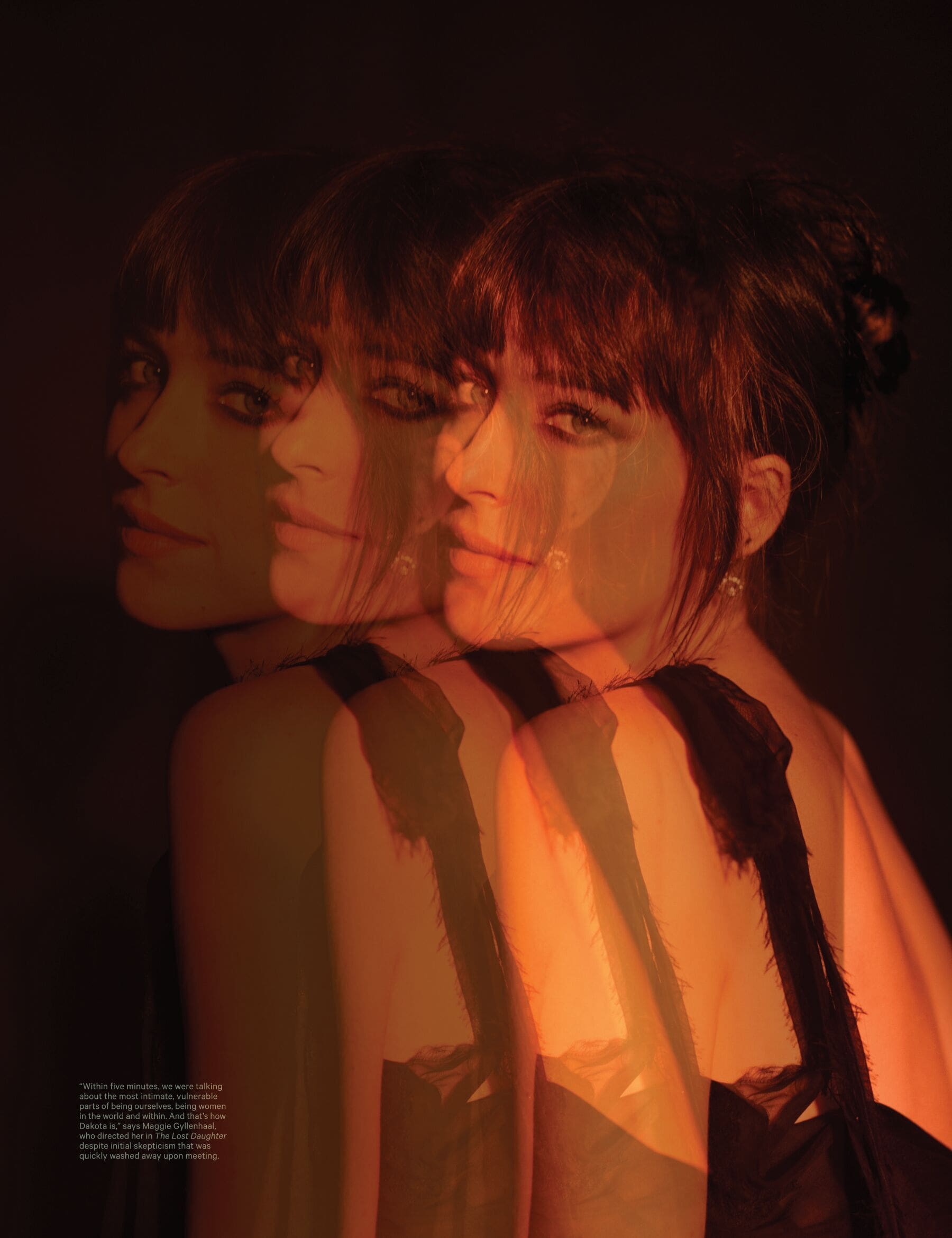 Dakota_Johnson_-_The_Hollywood_Reporter_November_202107.jpg Dakota_Johnson_-_The_Hollywood_Reporter_November_202107.jpg