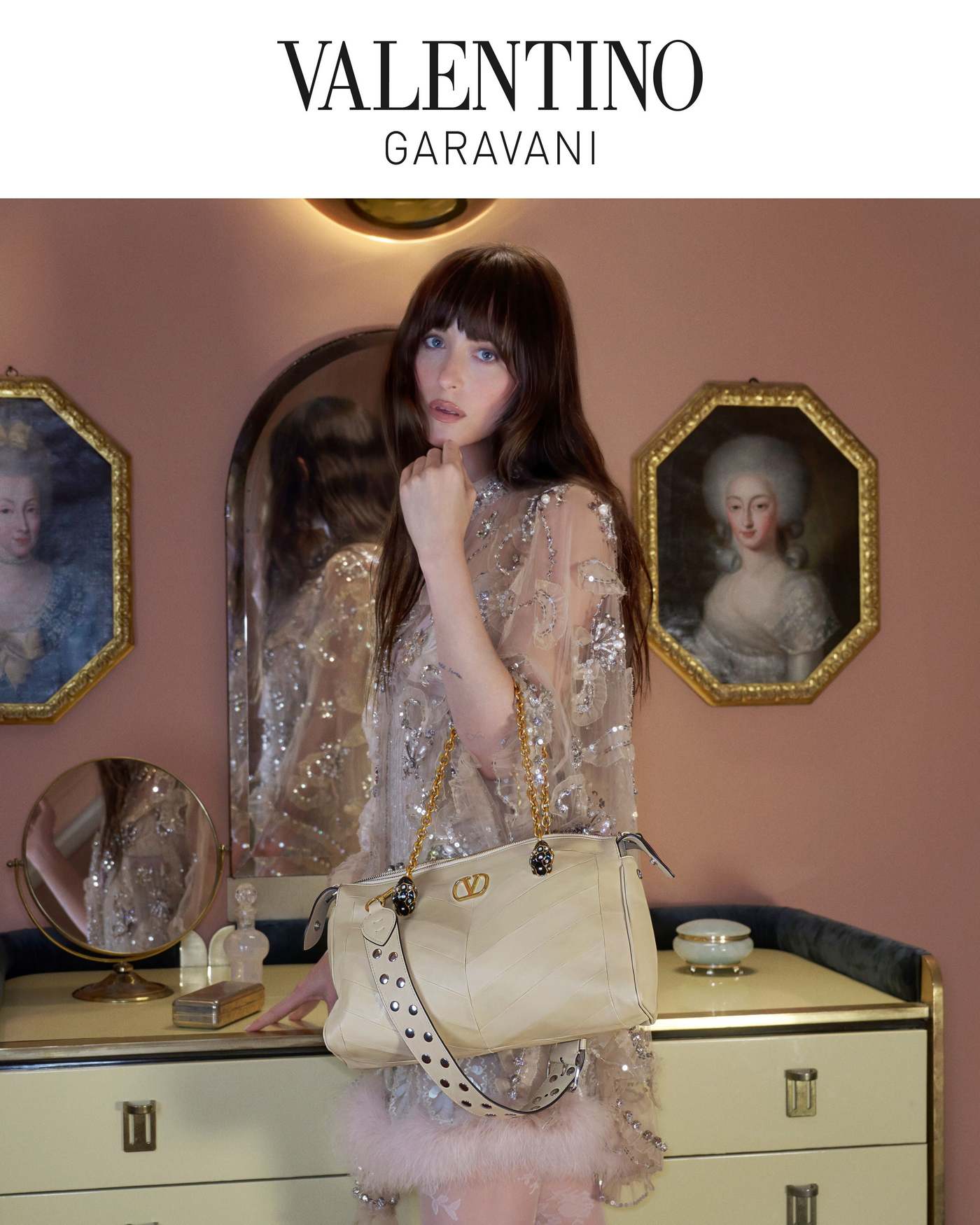 Dakota_Johnson_-_Valentino_cruise_2026_campaign2C_November_2025_01.jpg Dakota_Johnson_-_Valentino_cruise_2026_campaign2C_November_2025_01.jpg