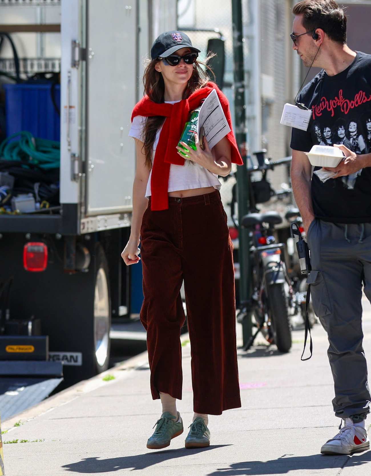 Dakota_Johnson_-_seen_at_the_movie_set_of_the__Materialists__in_New_York_May_312C_2024_19.jpg