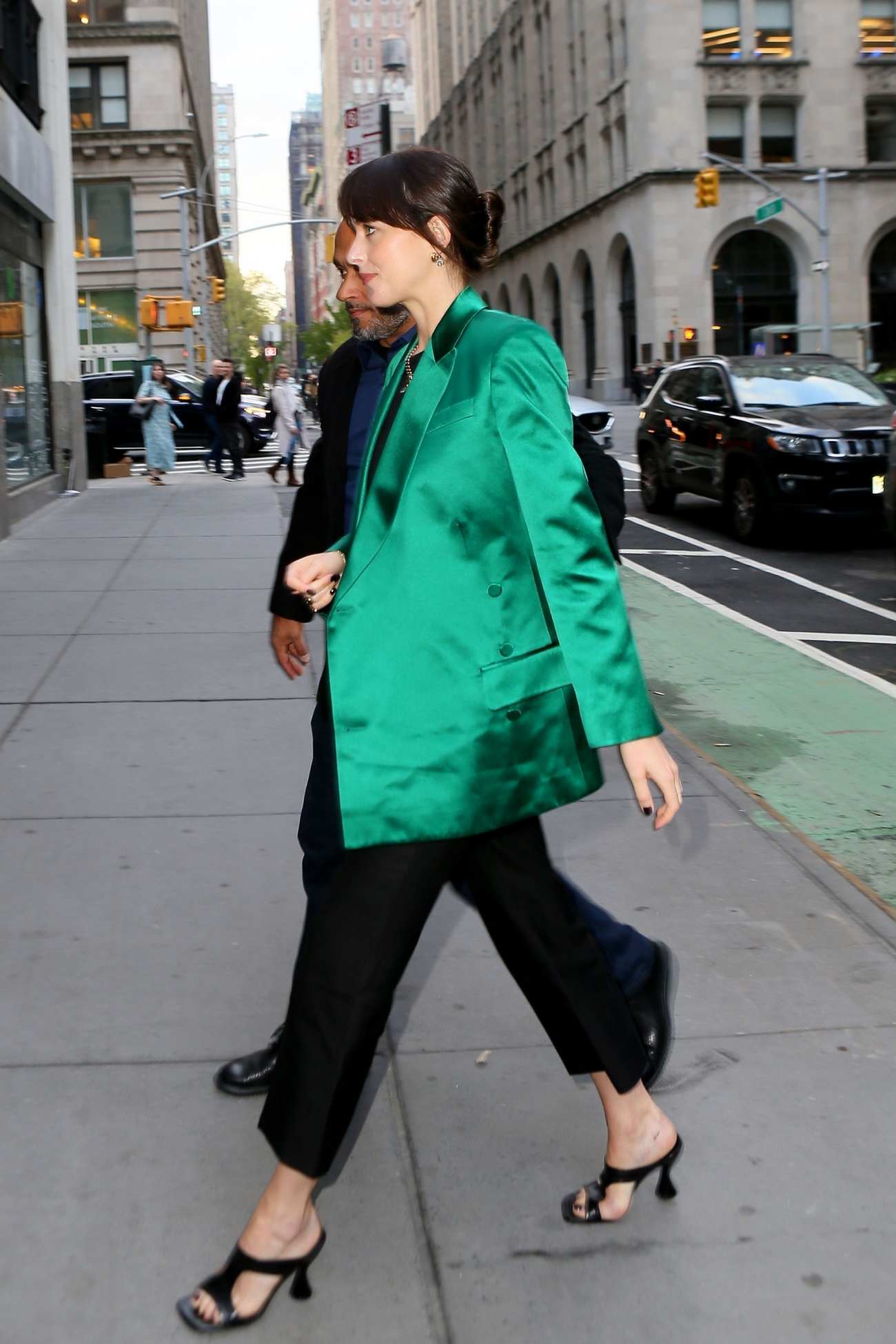 Dakota_Johnson_-_spotted_leaving_The_Greenwich_Hotel_in_New_York_City2C_0504202207.jpg Dakota_Johnson_-_spotted_leaving_The_Greenwich_Hotel_in_New_York_City2C_0504202207.jpg