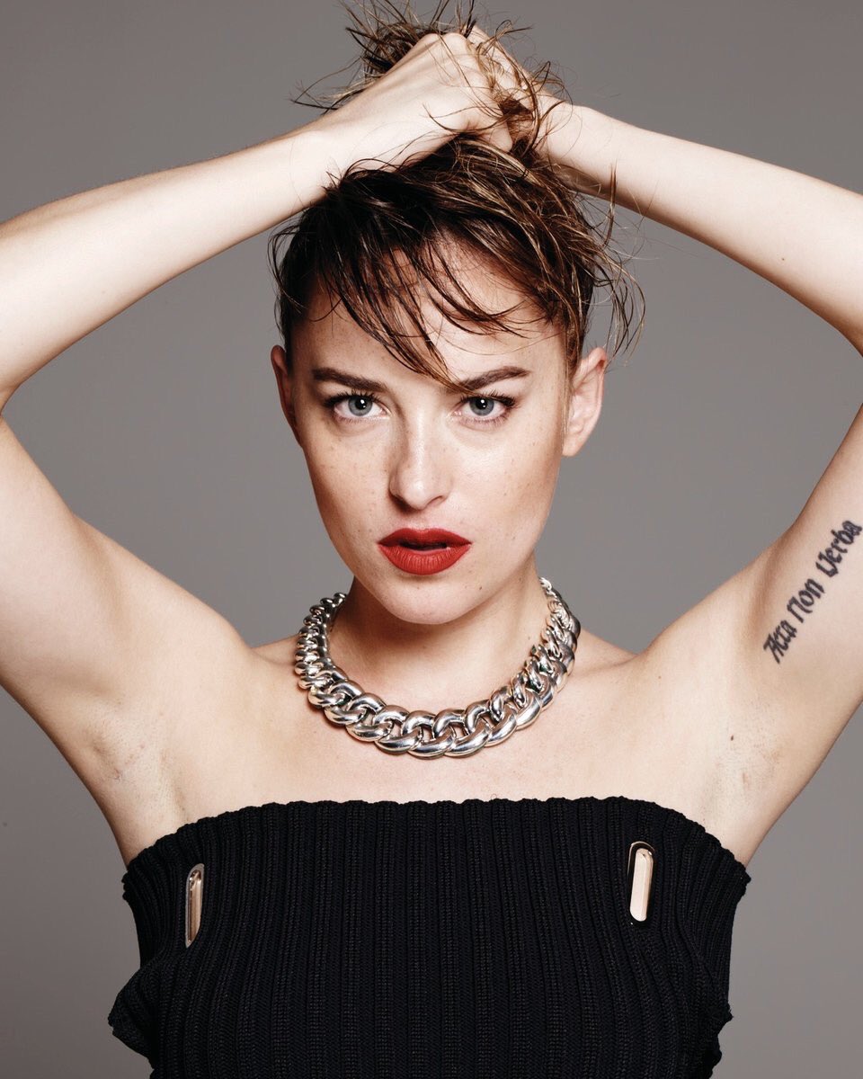 ELLE_2015_01.jpg