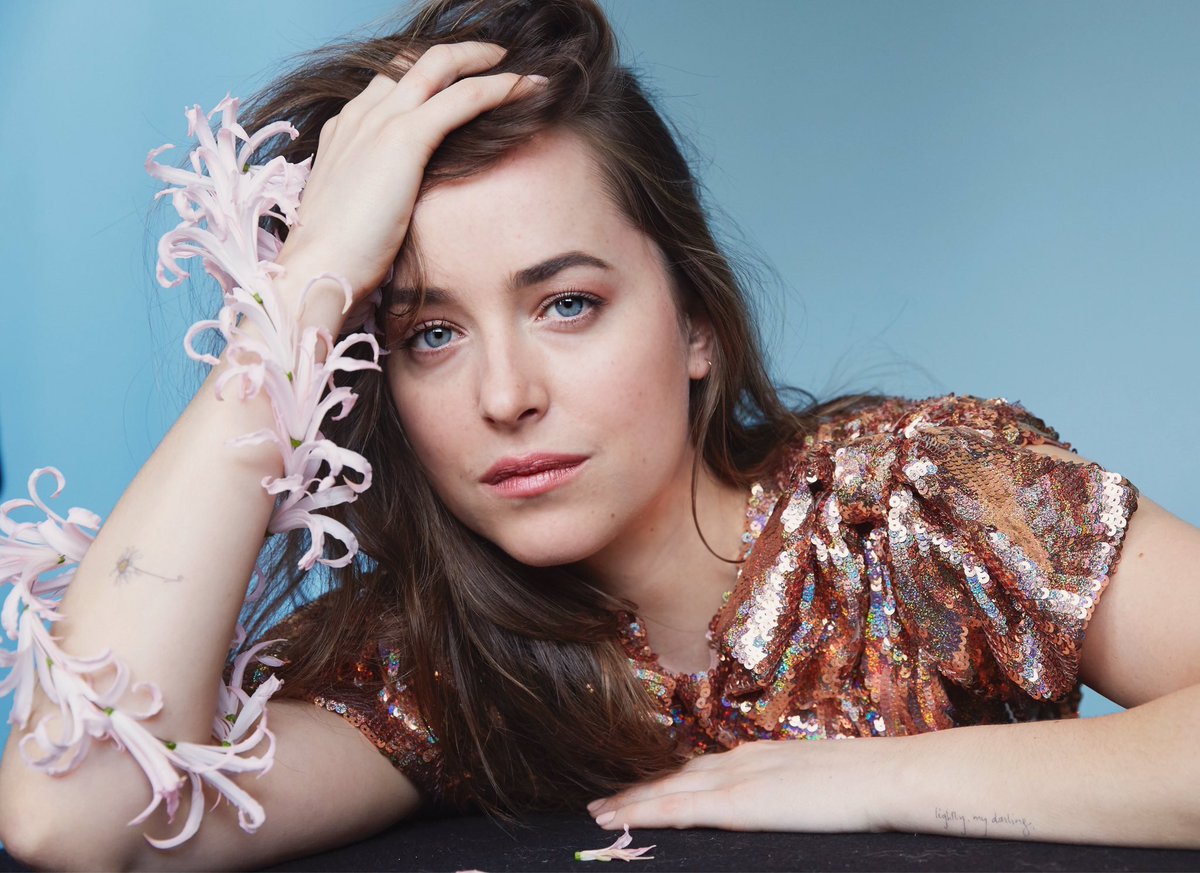 ELLE_2018_-_01.jpg ELLE_2018_-_01.jpg