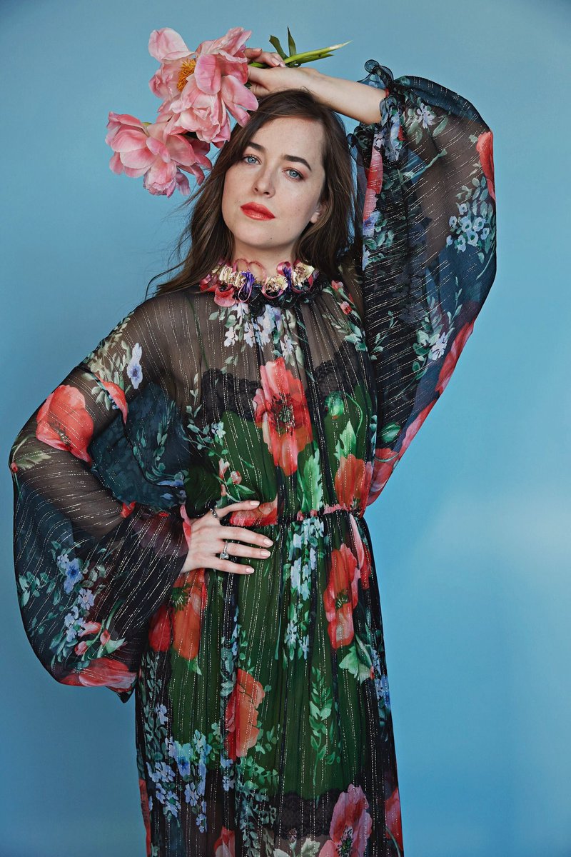 ELLE_2018_-_03.jpg ELLE_2018_-_03.jpg