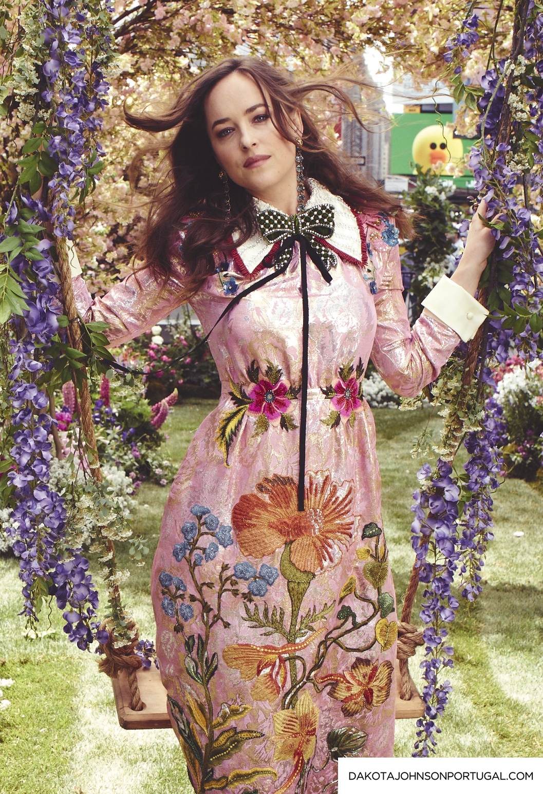 Harper_s_Bazaar.jpg Harper_s_Bazaar.jpg