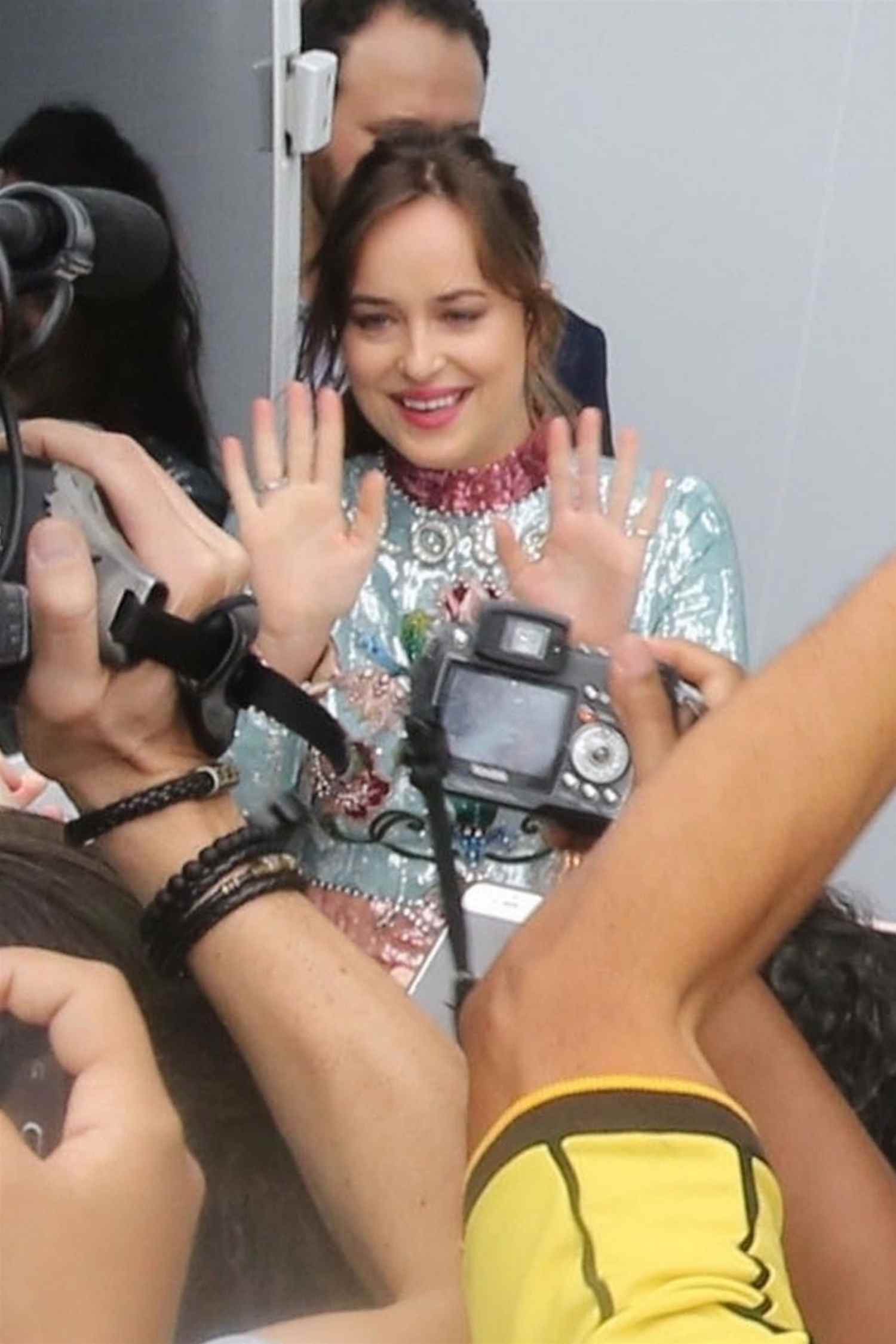 Leaving_Hotel_in_Rio_de_Janeiro_-_October_23-03.jpg