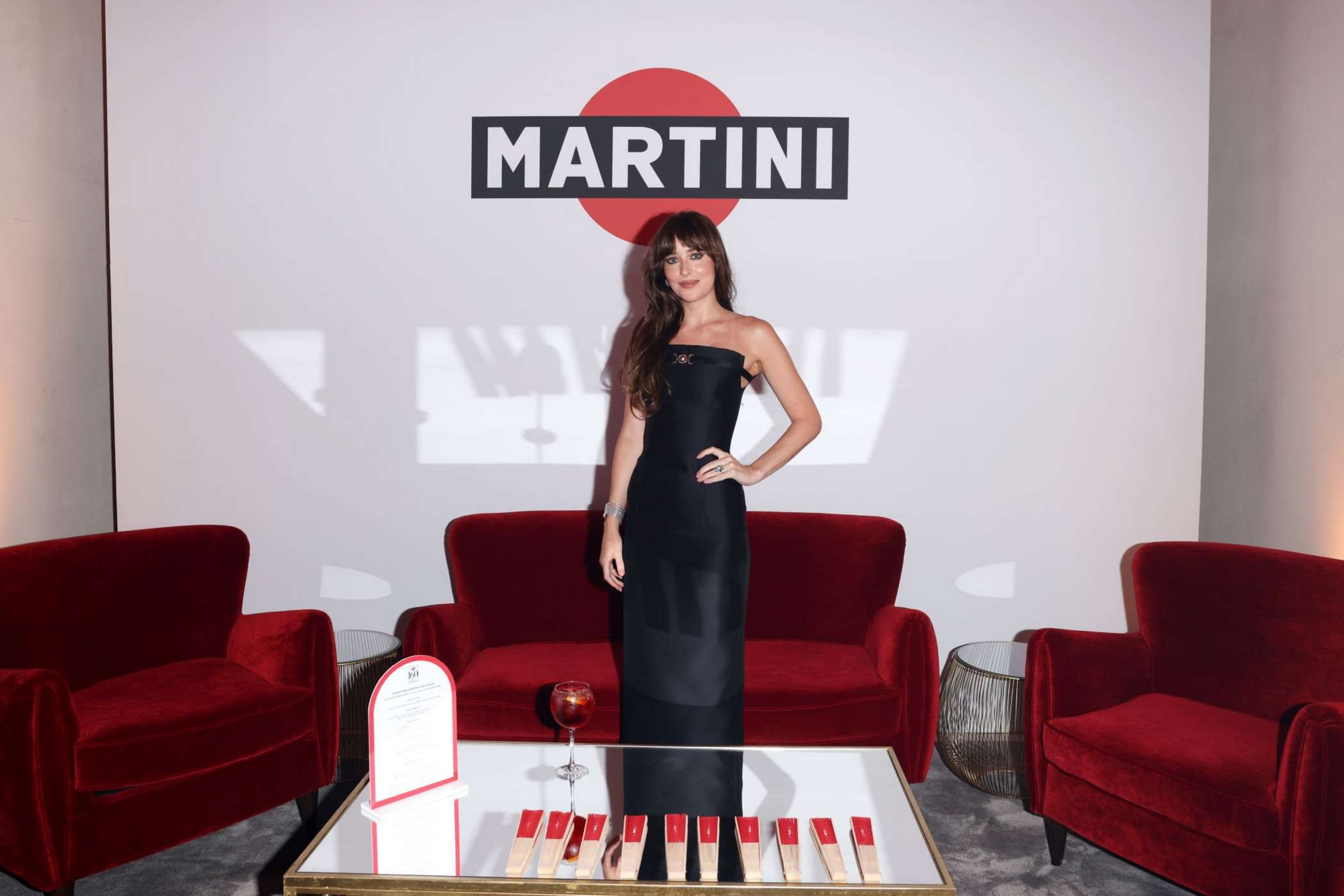 MARTINI_-_160_Years_of_Italian_Taste_28329.jpg MARTINI_-_160_Years_of_Italian_Taste_28329.jpg