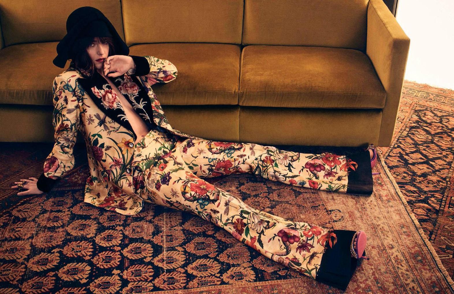 Vogue_Espana_2017-03.jpg