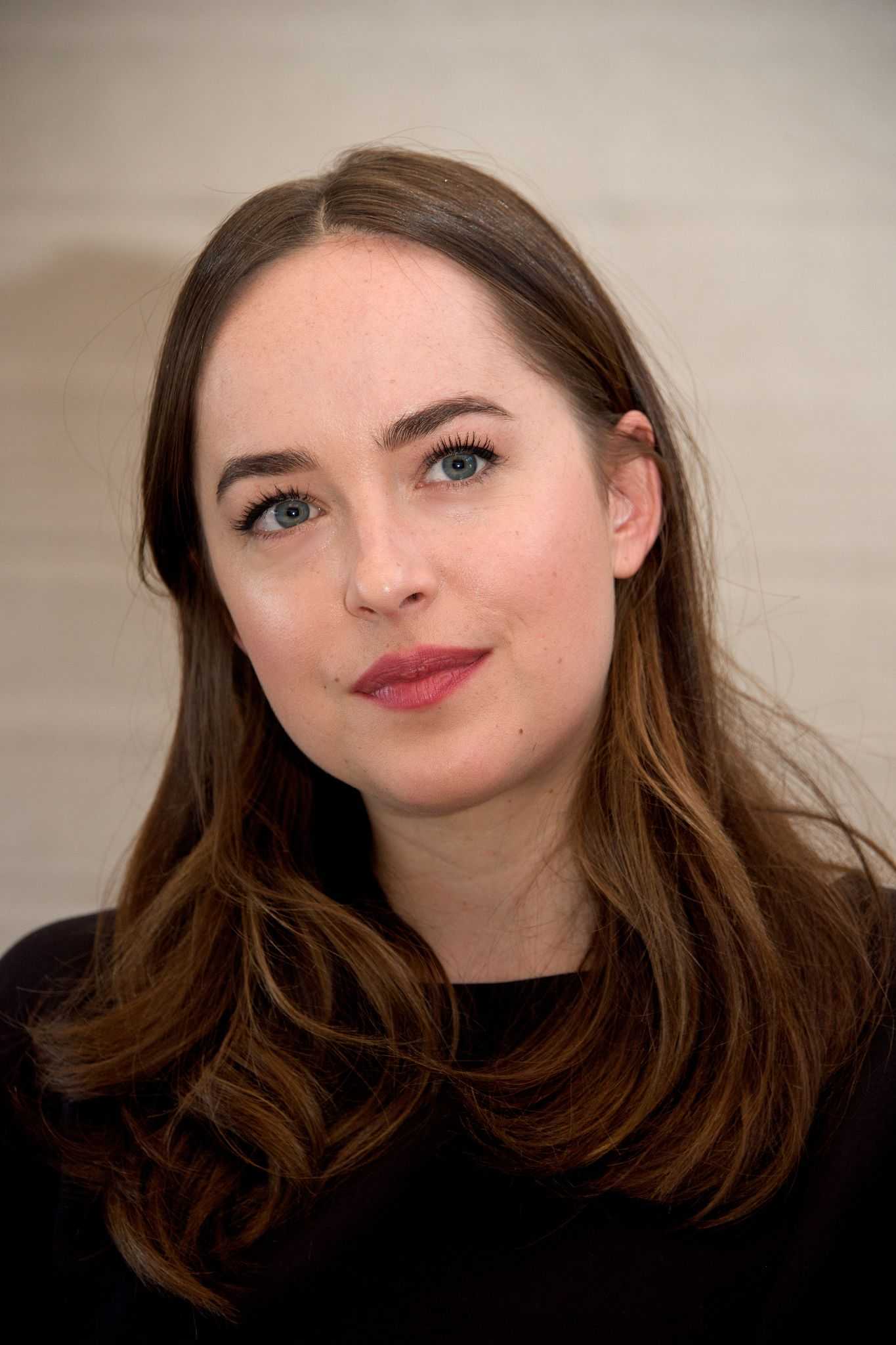 _Fifty_Shades_Darker__Press_Junket_in_Los_Angeles_-_January_27-22.jpg _Fifty_Shades_Darker__Press_Junket_in_Los_Angeles_-_January_27-22.jpg