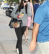 Filename=Dakota_Johnson_-_In_NYC_on_October_6-01.jpg
Filesize=312KiB
Dimensions=1800x2700
Date added=Oct 07, 2017 Dakota_Johnson_-_In_NYC_on_October_6-01.jpg