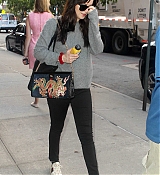 Dakota_Johnson_-_In_NYC_on_October_6-03.jpg