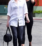 Dakota_Johnson_-_In_West_Hollywood_on_April_17-02.jpg