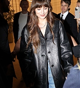 Filename=Dakota_Johnson_-_Out_in_Milan_09202024_07.jpg
Filesize=394KiB
Dimensions=1500x2249
Date added=Sep 24, 2024 Dakota_Johnson_-_Out_in_Milan_09202024_07.jpg