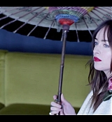 Dakota_Johnson_-_Screen_Captures_-_Vogue_Spain_2017-15.jpg