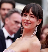 Dakota_Johnson_-_Splitsville_red_carpet_at_the_78th_annual_Cannes_Film_Festival_in_Cannes2C_France_28May_192C_202529_13.jpg
