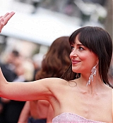 Dakota_Johnson_-_Splitsville_red_carpet_at_the_78th_annual_Cannes_Film_Festival_in_Cannes2C_France_28May_192C_202529_14.jpg