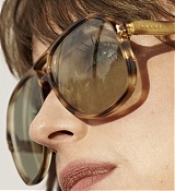 Dakota_Johnson_-_UK_Elle_February_202203.jpg