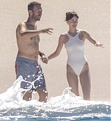 Dakota_Johnson_-_Vacation_In_Puerto_Vallarta_02202024_13.jpg