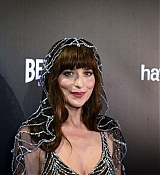 Filename=Dakota_Johnson_-_Vogue_Carnival_Ball_in_Rio_de_Janeiro_February_32C_202415.jpg
Filesize=67KiB
Dimensions=1300x865
Date added=Feb 05, 2024 Dakota_Johnson_-_Vogue_Carnival_Ball_in_Rio_de_Janeiro_February_32C_202415.jpg