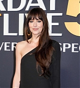 Dakota_Johnson_-_attends_SNL50_The_Anniversary_Special2C_New_York_City_-_February_162C_2025_04.jpg