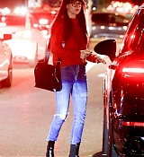 Dakota_Johnson_-_leaving_Meche_salon_after_a_pampering_session_in_Beverly_Hills_November_212C_2019-03.jpg