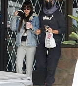 Filename=Dakota_Johnson___Chris_Martin_-_Out_in_Malibu_1031202104.jpg
Filesize=223KiB
Dimensions=1300x1830
Date added=Nov 03, 2021 Dakota_Johnson___Chris_Martin_-_Out_in_Malibu_1031202104.jpg