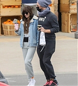 Filename=Dakota_Johnson___Chris_Martin_-_Out_in_Malibu_1031202107.jpg
Filesize=132KiB
Dimensions=1300x1614
Date added=Nov 03, 2021 Dakota_Johnson___Chris_Martin_-_Out_in_Malibu_1031202107.jpg