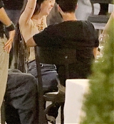 Dakota_Johnson_and_Kate_Hudson_-_Out_to_dinner_at_Pierluigi_in_Rome2C_Italy_-_June_282C_2025_14.jpg