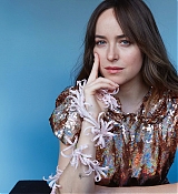 Elle_2018-06.jpg