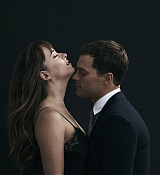 Fifty_Shades_Freed_-_Set_01-125.jpg