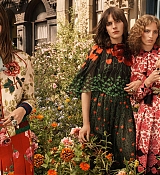 Filename=Gucci_Bloom-06.jpg
Filesize=312KiB
Dimensions=1400x894
Date added=Oct 16, 2017 Gucci_Bloom-06.jpg