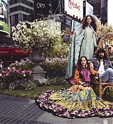 Harper_s_Bazaar_-_01.jpg