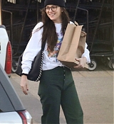 Filename=In_Malibu_-_January_132.jpg
Filesize=110KiB
Dimensions=1333x2000
Date added=Jan 16, 2020 In_Malibu_-_January_132.jpg