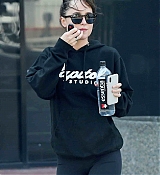Filename=Leaving_the_gym_in_LA_-_October_92.jpg
Filesize=67KiB
Dimensions=1333x2000
Date added=Oct 19, 2019 Leaving_the_gym_in_LA_-_October_92.jpg