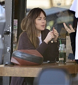 Spotted_stopping_by_a_juice_shop_in_Los_Angeles_-_November_123.jpg